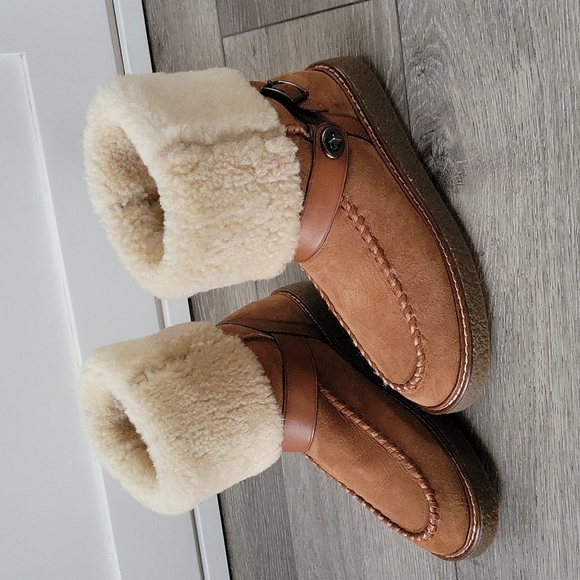 Coach G433 Moto Shearling Turnlock 